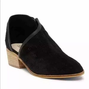 Catherine Malandrino Black Cut Out Boots Size 9